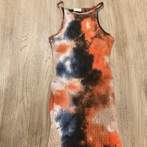 Heart & hips stretchy tie-dye dress size large (would fit best on s/m)